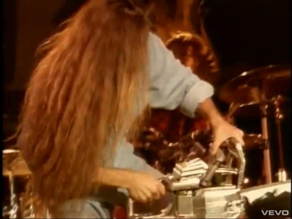 Chainsaw usage in Rock & Roll music